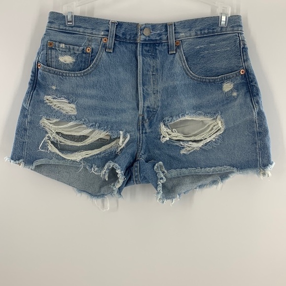 VINTAGE LEVI’S 501 RED TAG HIGH RISE DESTROYED JEAN SHORTS - Picture 1 of 9